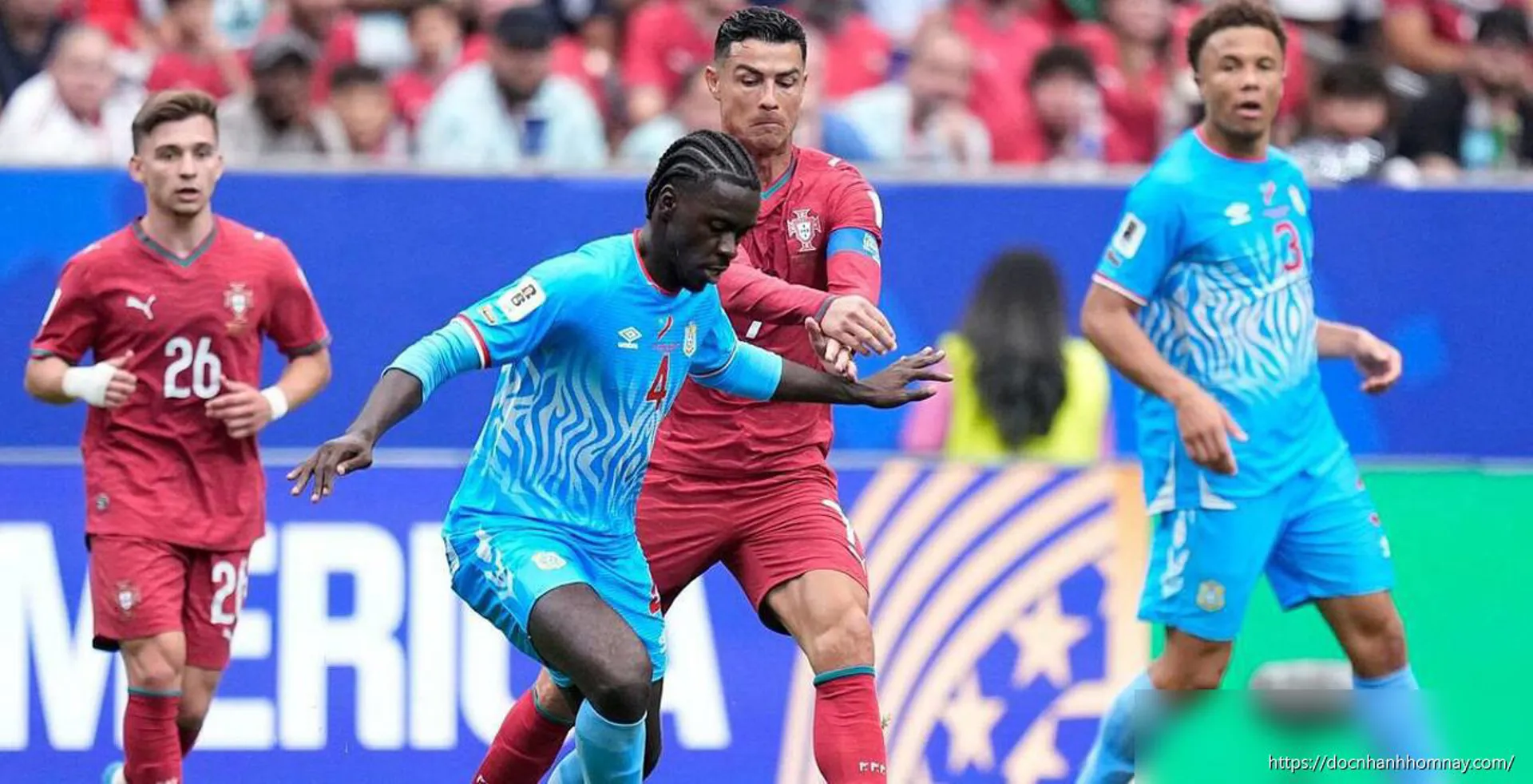 Conceicao: 'Chúng tôi không có nghĩa vụ chuyền cho Ronaldo'