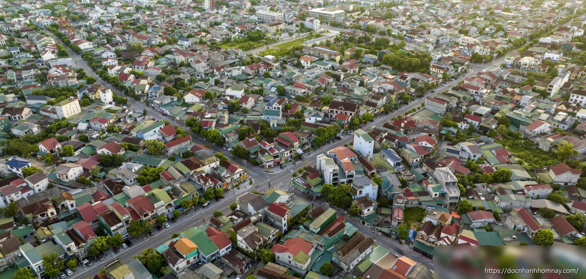 Tiêu chuẩn bí thư và tổ chức đảng ở thôn, tổ dân phố diện sắp xếp