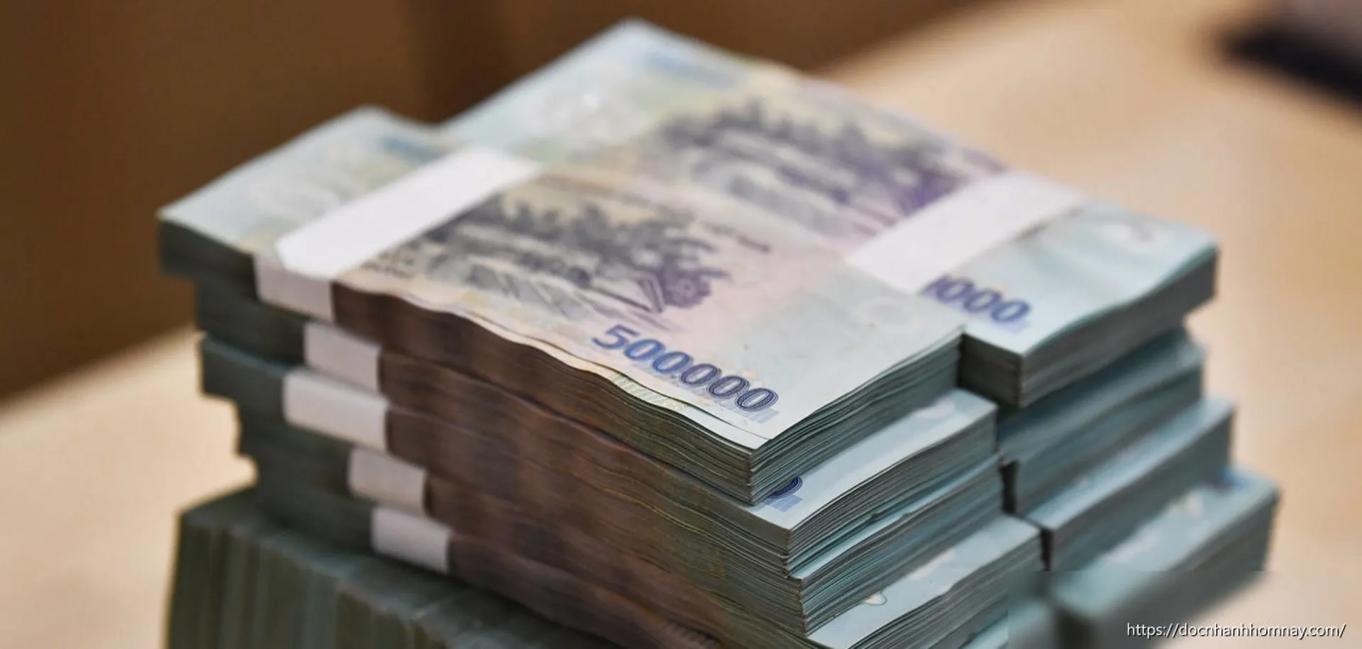 Người lao động kiện đòi bồi thường hơn 2 tỷ đồng nhưng thua kiện vì hợp đồng giả mạo