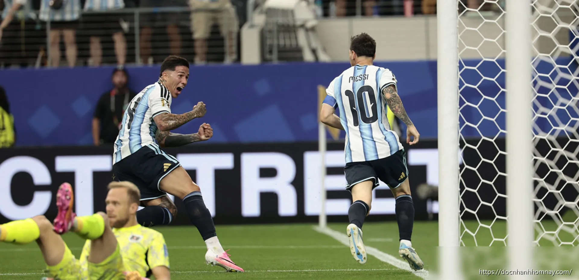 Messi lập kỷ lục, Argentina lấy vé vòng 1/16 World Cup 2026