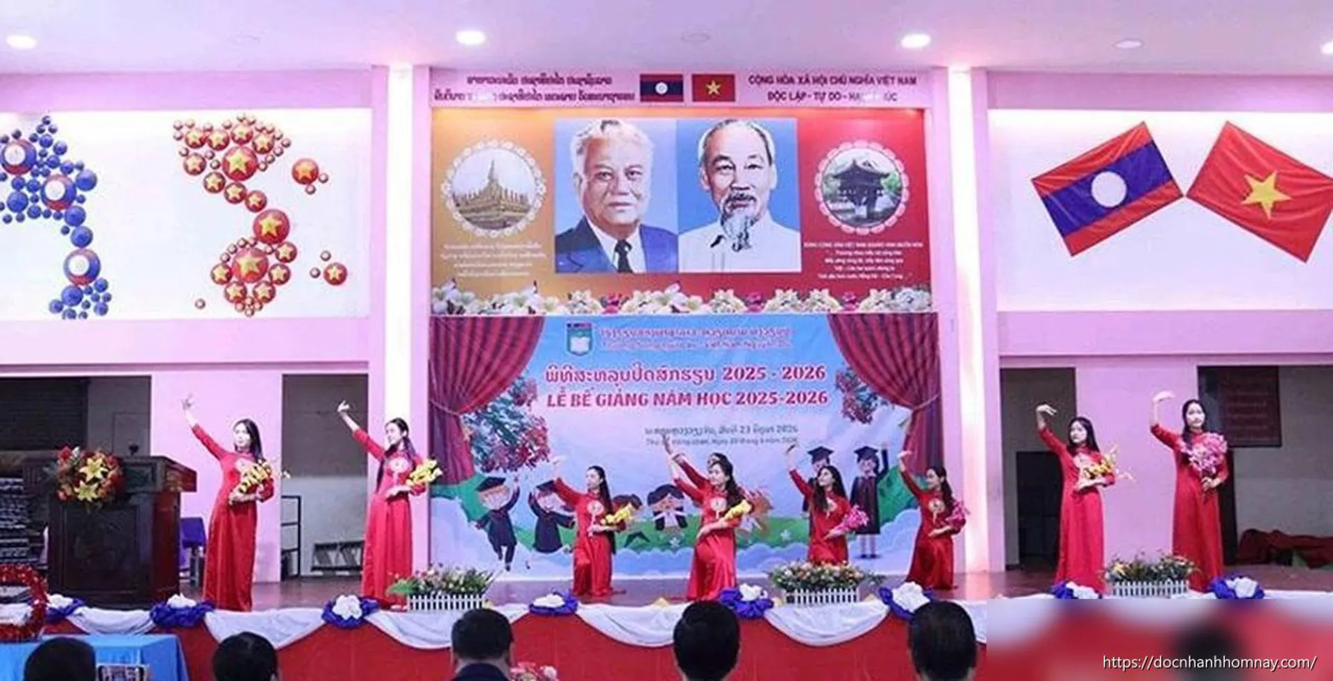 Trường song ngữ Lào-Việt Nam Nguyễn Du bế giảng năm học 2025-2026: Niềm tự hào của tình hữu nghị Việt-Lào