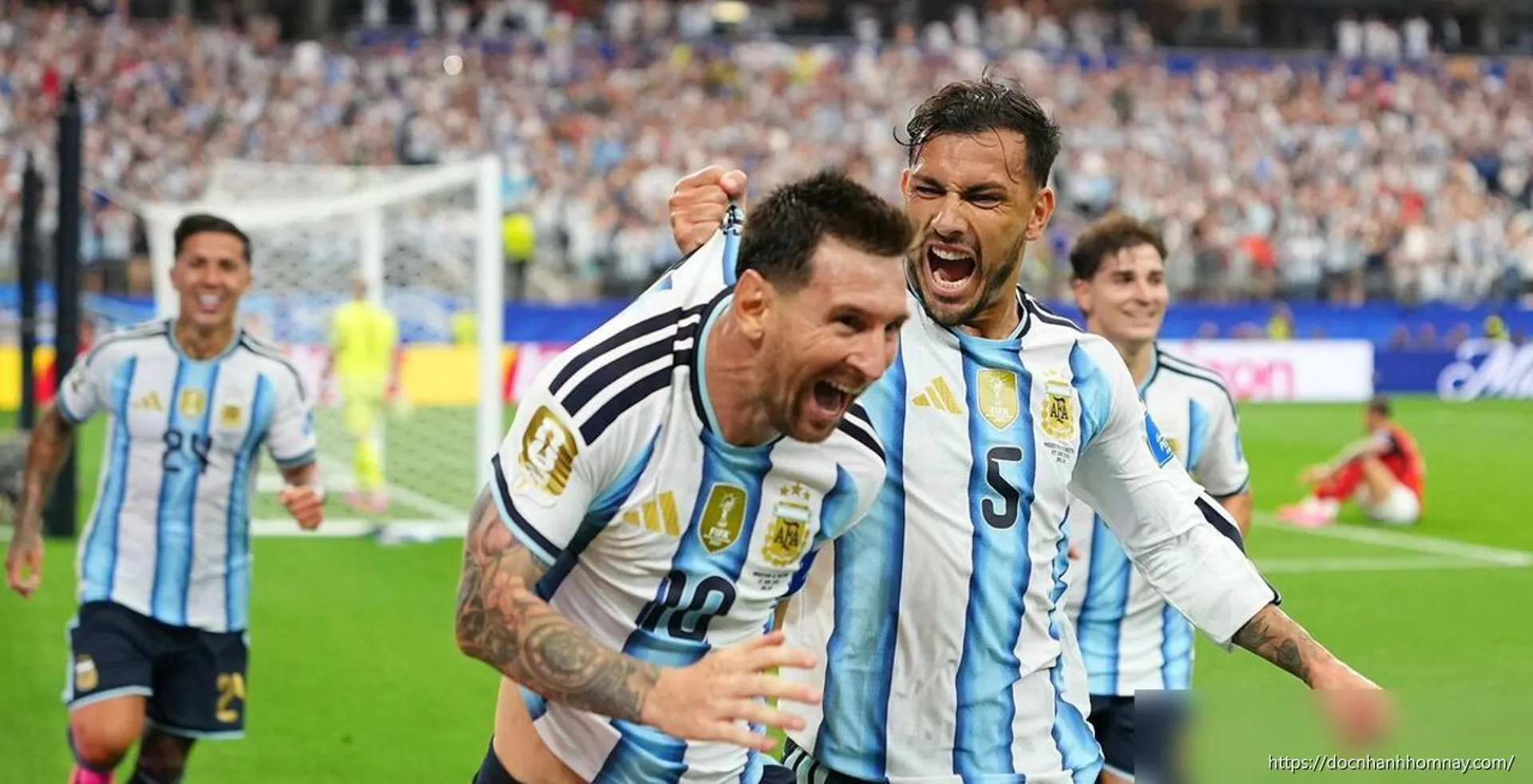 Lionel Messi: Từ cậu bé thiếu hormone tăng trưởng đến tỷ phú 1,1 tỷ USD