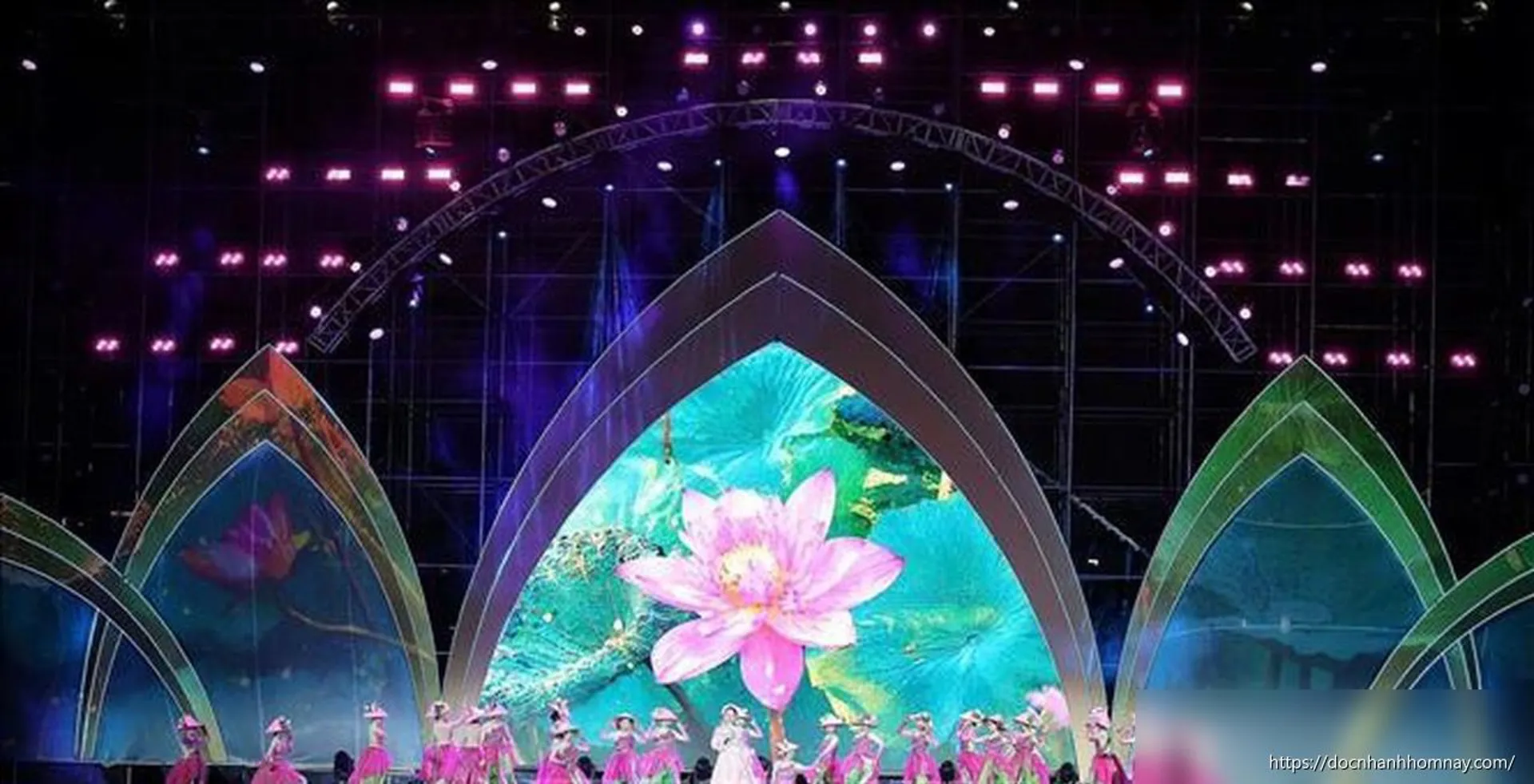 Lễ hội Sen Hà Nội 2026: Tôn vinh văn hóa sen và phát triển du lịch bền vững