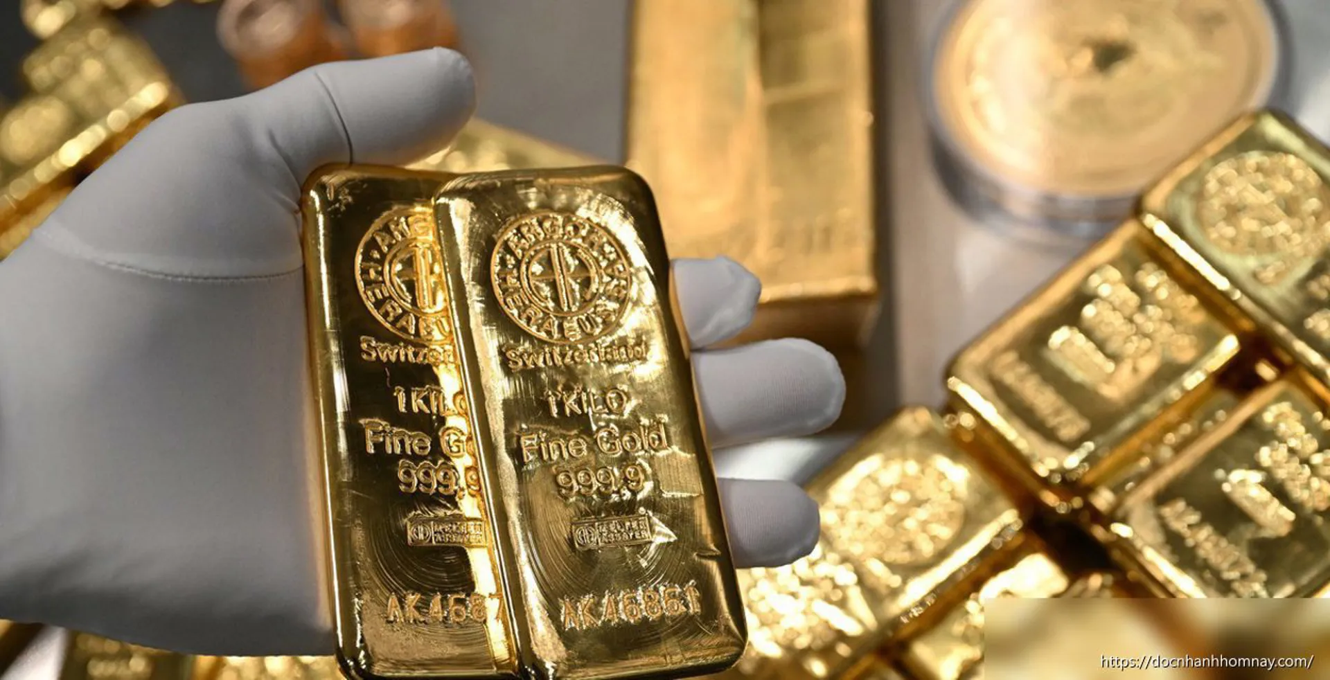 Giá vàng thế giới rời mốc 4.000 USD khi căng thẳng Mỹ - Iran tái bùng phát