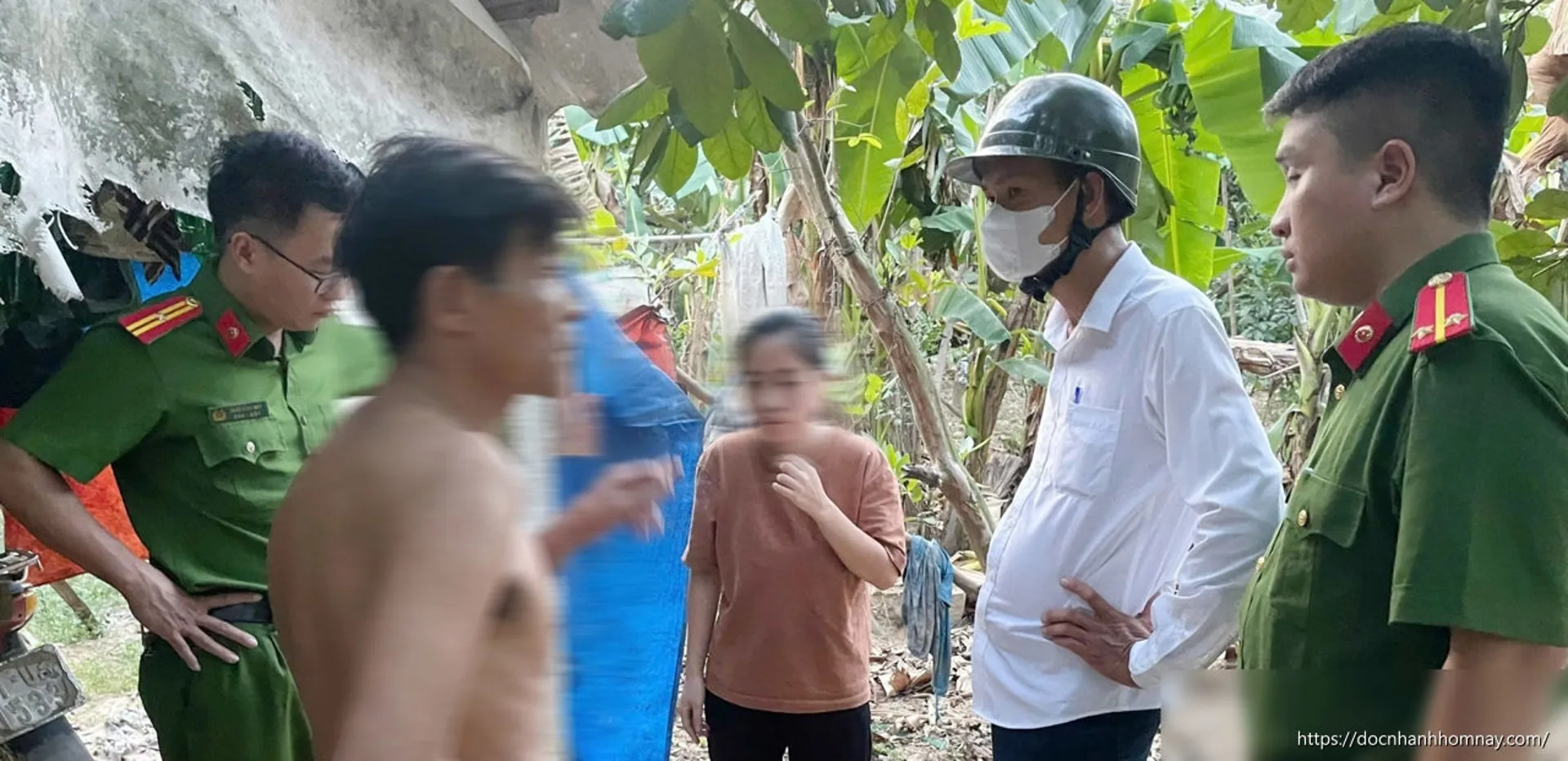 Tìm thấy hai mẹ con ở Thái Nguyên đi cùng người đàn ông áo trắng tại Huế