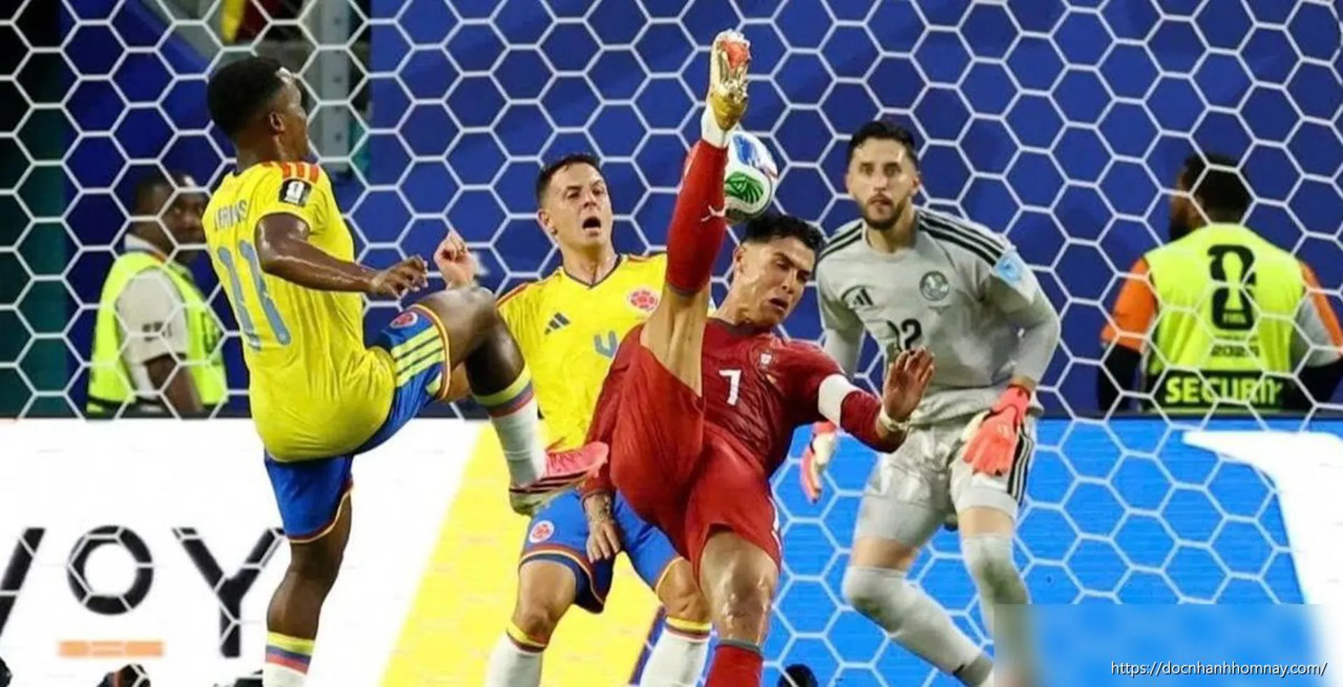 Ronaldo tịt ngòi, Bồ Đào Nha ngậm ngùi đứng thứ 2 bảng K