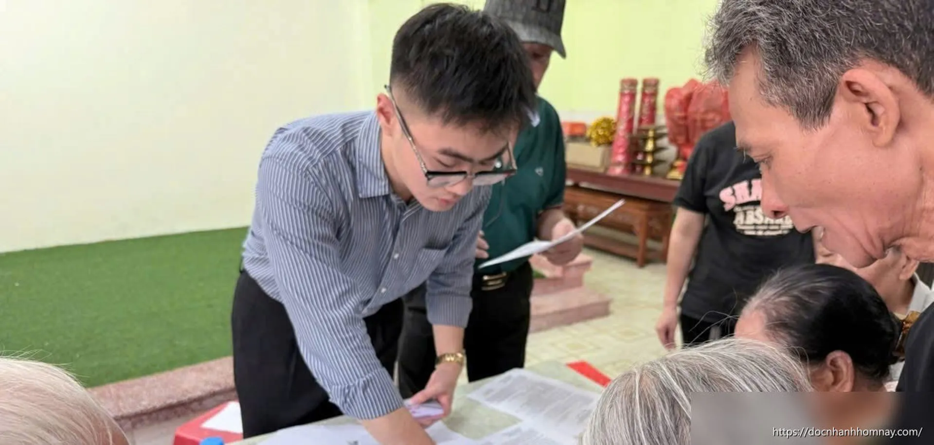 Vụ cụ bà 97 tuổi ủy quyền nhận lương hưu: Gia đình nói gì sau chỉ đạo của Hà Nội?