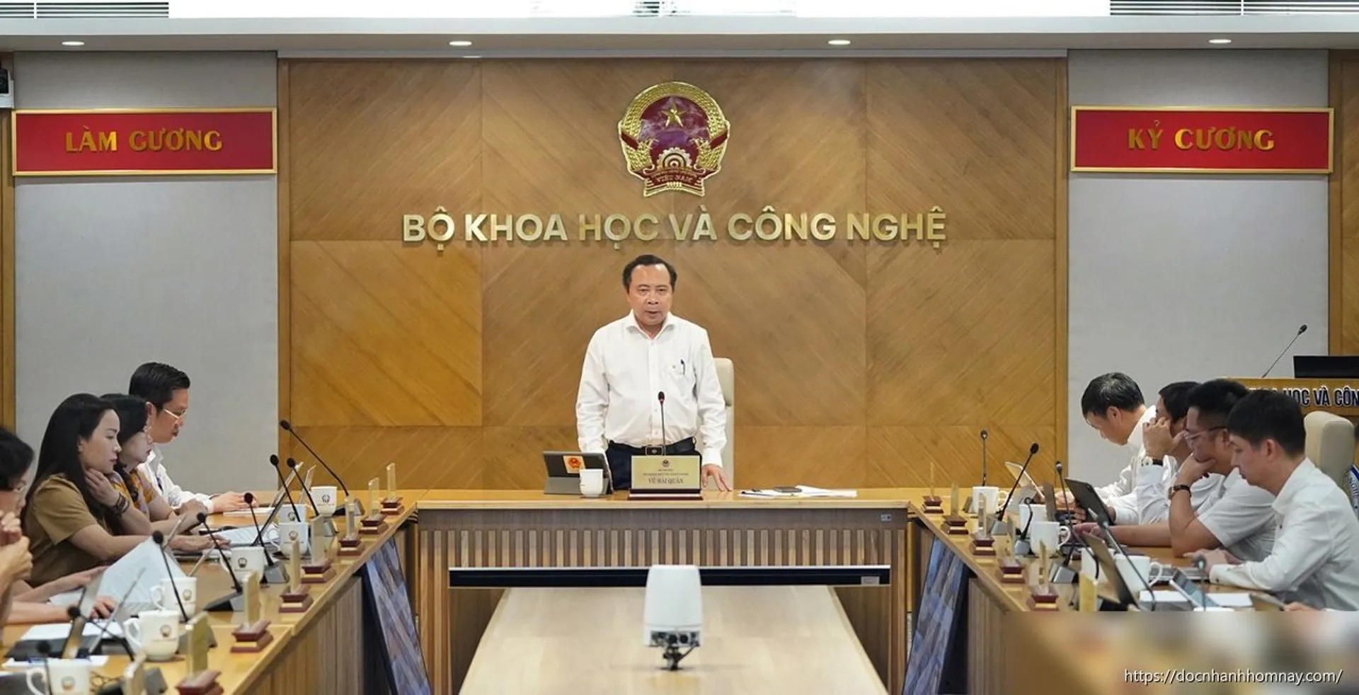 Tháo gỡ hai điểm nghẽn để khoa học công nghệ trở thành động lực tăng trưởng