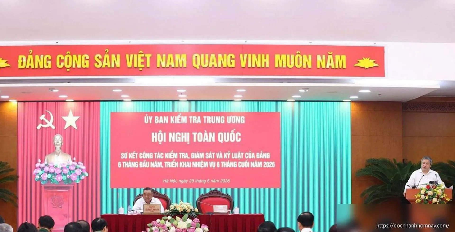 Chấn chỉnh biểu hiện nể nang, né tránh, 'dĩ hòa vi quý' trong sử dụng cán bộ