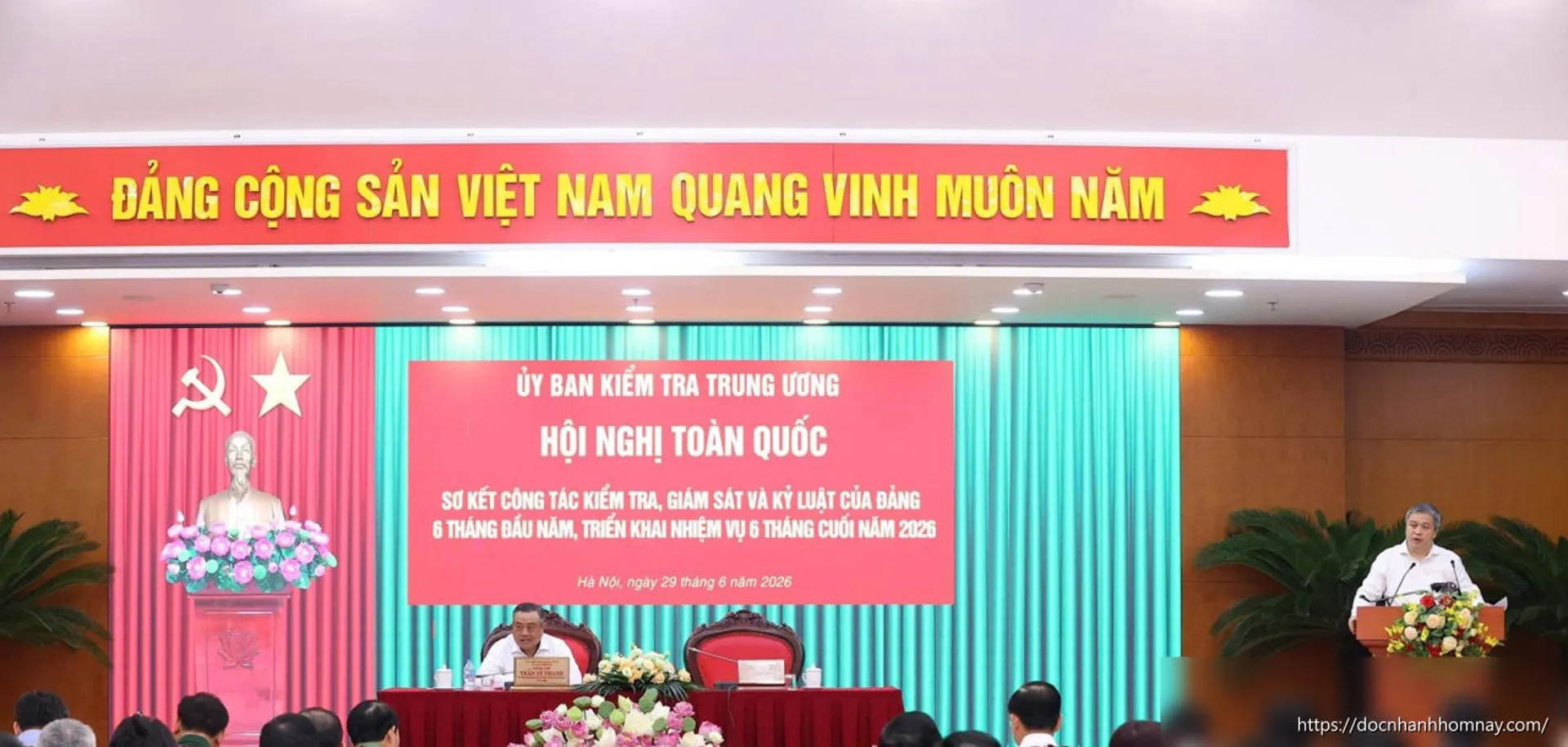 Chấn chỉnh biểu hiện nể nang, né tránh, 'dĩ hòa vi quý' trong sử dụng cán bộ