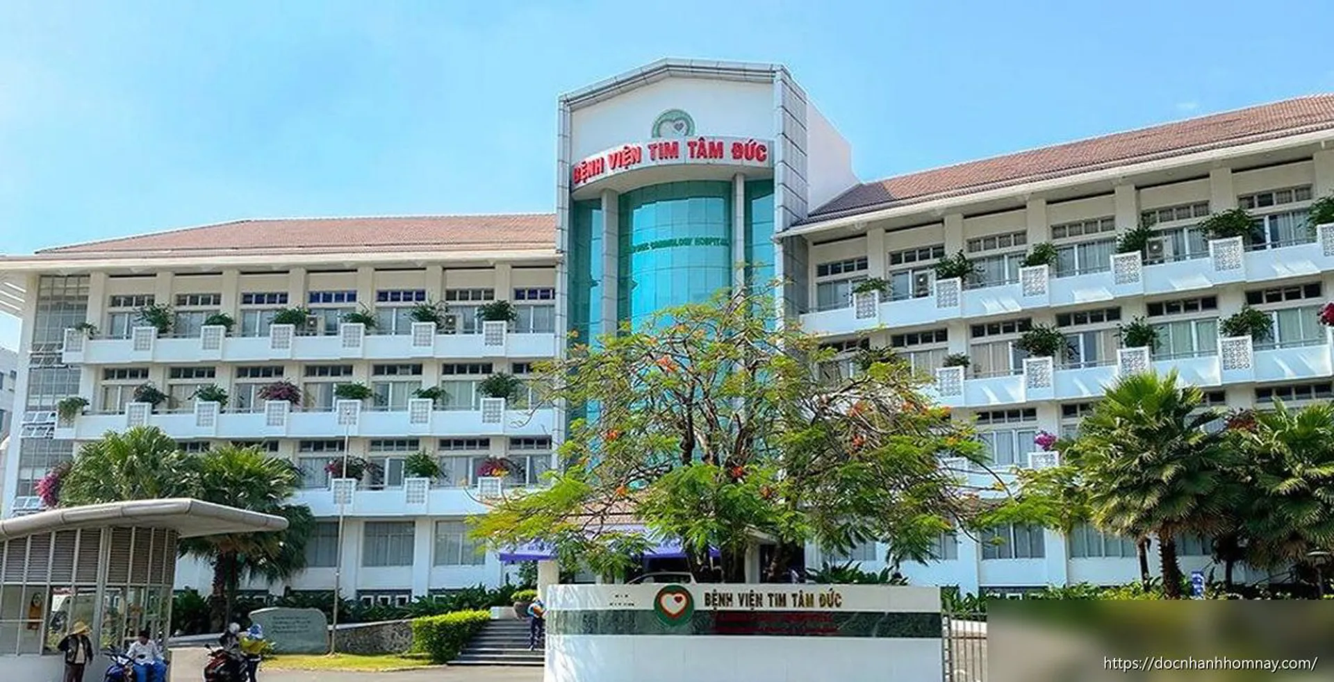 Cổ đông bệnh viện tim lãi gấp đôi sau một tháng nhờ cổ phiếu thưởng