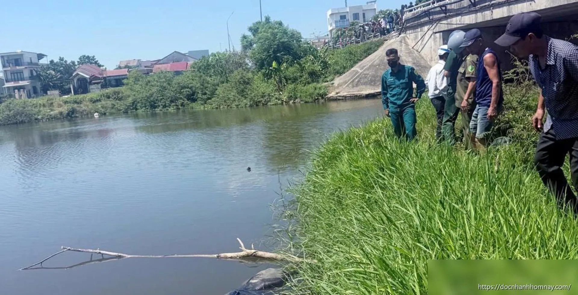Phát hiện thi thể nam thanh niên nổi trên mặt ao ở Đà Nẵng, gia đình cho biết nạn nhân có tiền sử tâm thần