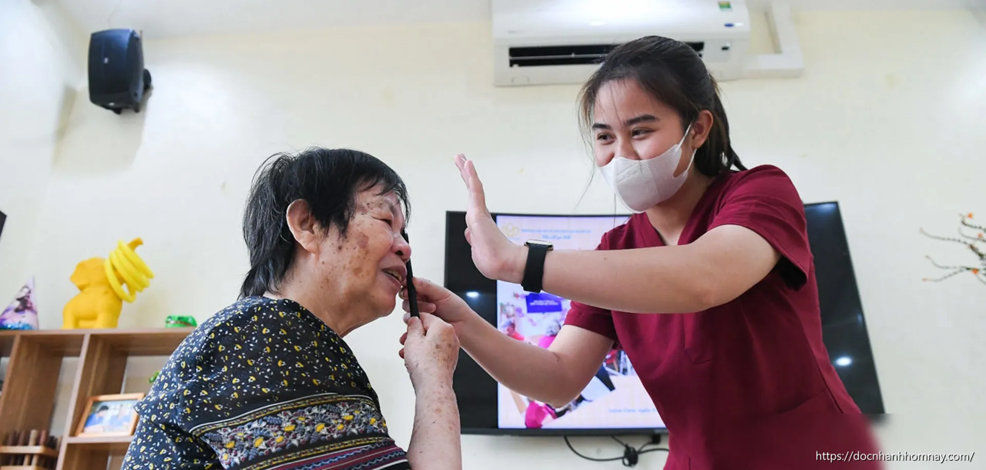 Người cao tuổi được khám sức khỏe miễn phí ít nhất 1 lần/năm ngay từ năm nay