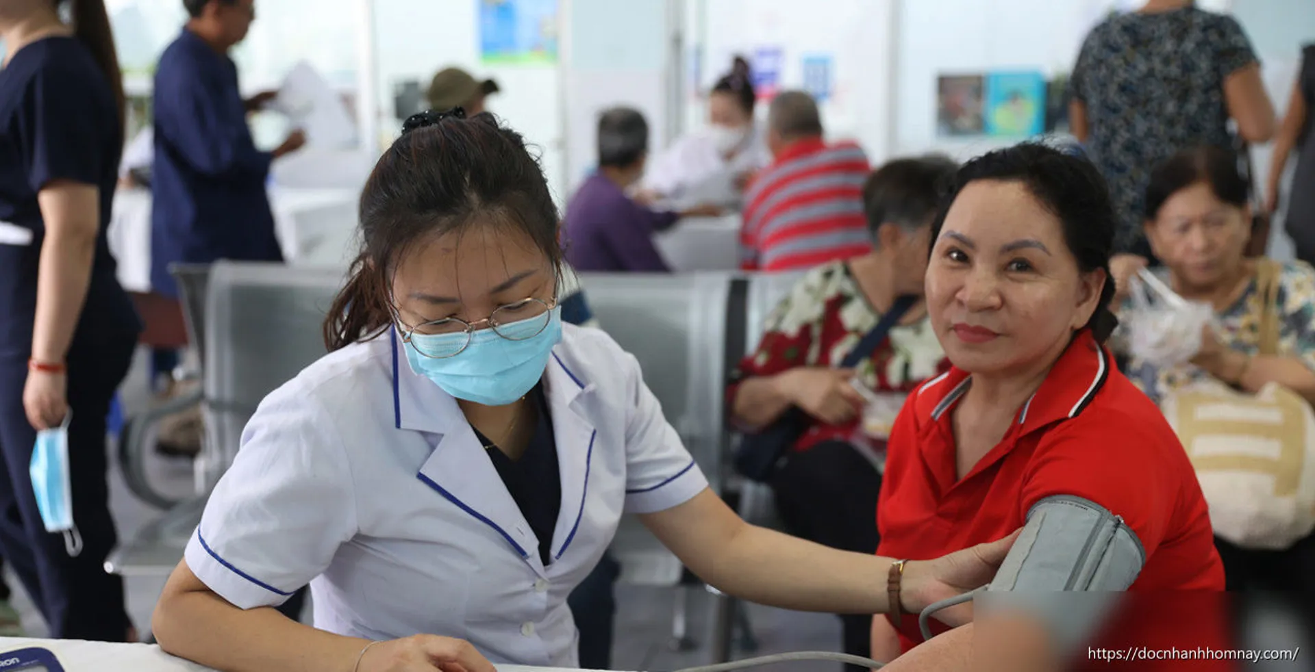 7 chính sách y tế hiệu lực từ 1/7 giúp người dân 'nhẹ gánh' chi phí