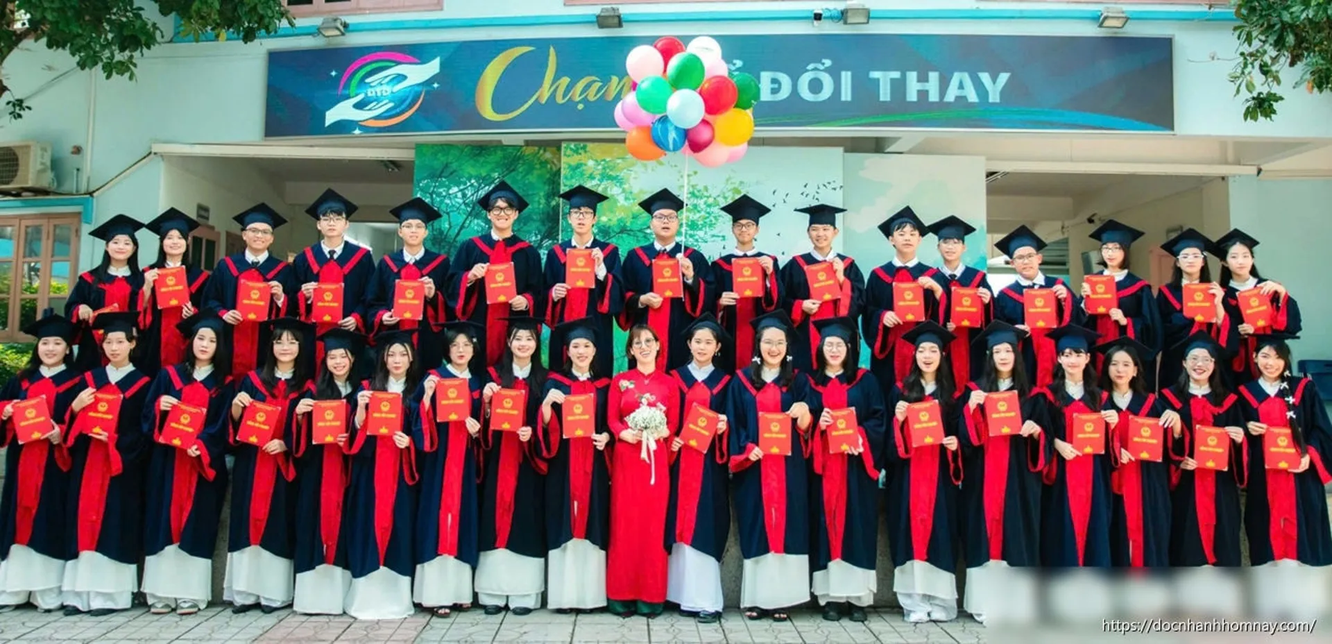 Kỳ tích trường chuyên: Hai lớp học 100% học sinh đỗ vào các trường THPT chuyên tại Hà Nội
