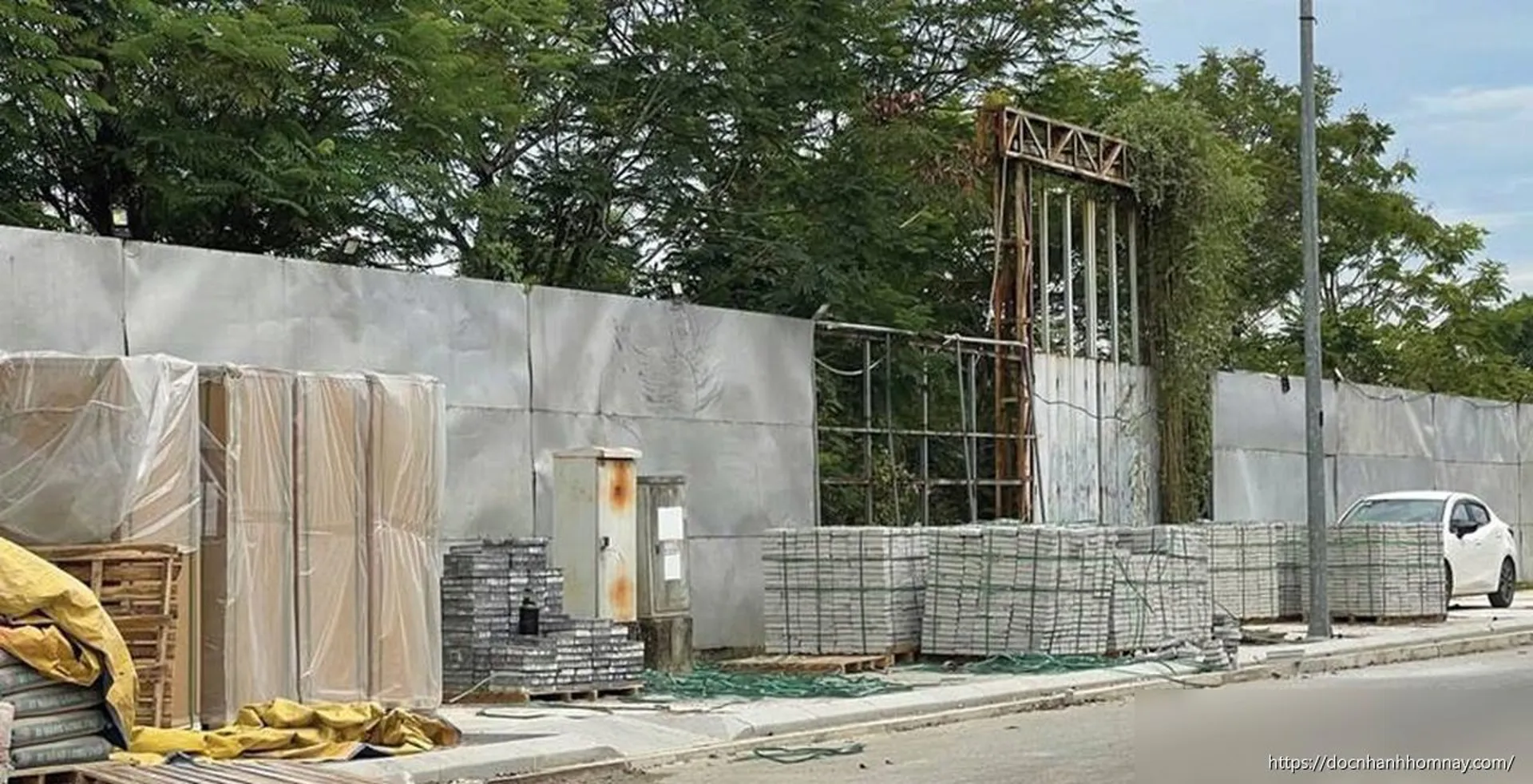 Lắp đặt trạm sạc xe điện trong khu đô thị: Cần quy chuẩn kỹ thuật đồng bộ