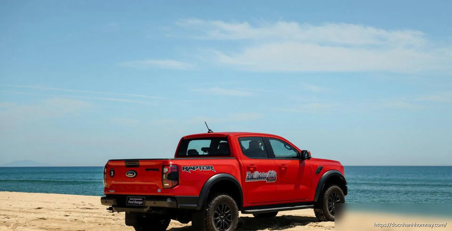 Gần 800 xe Ford Ranger và Everest tại Việt Nam có nguy cơ hỏng gạt mưa