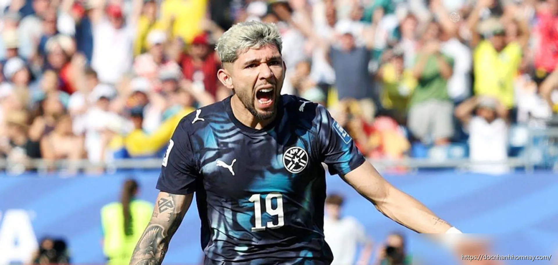 Địa chấn World Cup: Paraguay dẫn trước Đức nhờ pha đánh đầu của Enciso