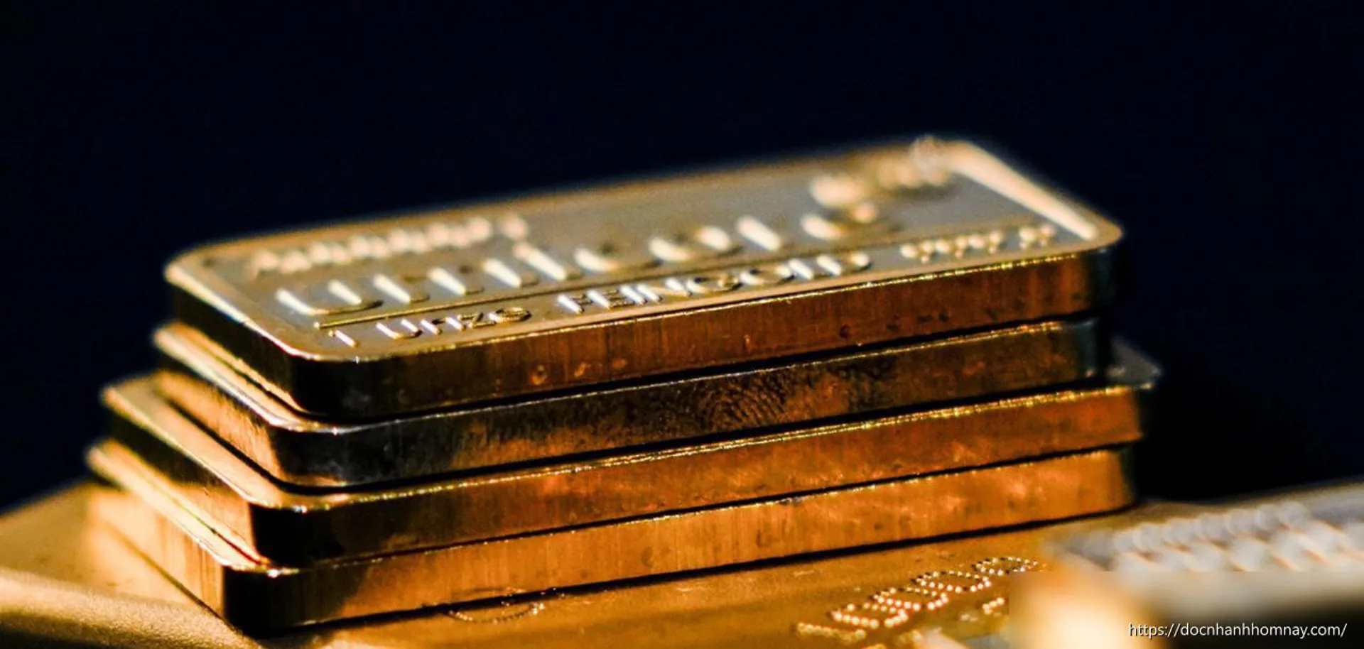 Giá vàng có thể rơi về 3.800 USD/ounce: Cảnh báo kịch bản tồi tệ