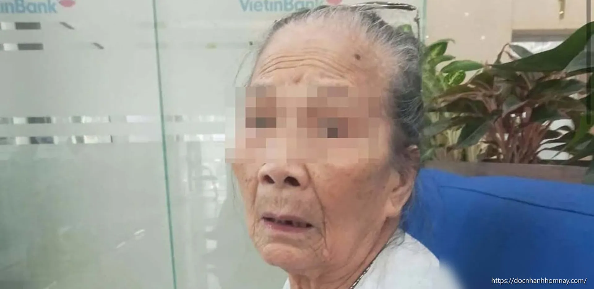 Cụ bà 97 tuổi ở Hà Nội phải đi 3 lần mới nhận được tiền trợ cấp