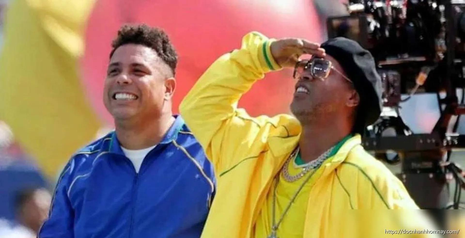 Ronaldo và Ronaldinho xuất hiện gây ngỡ ngàng ở trận chung kết World Cup 2026
