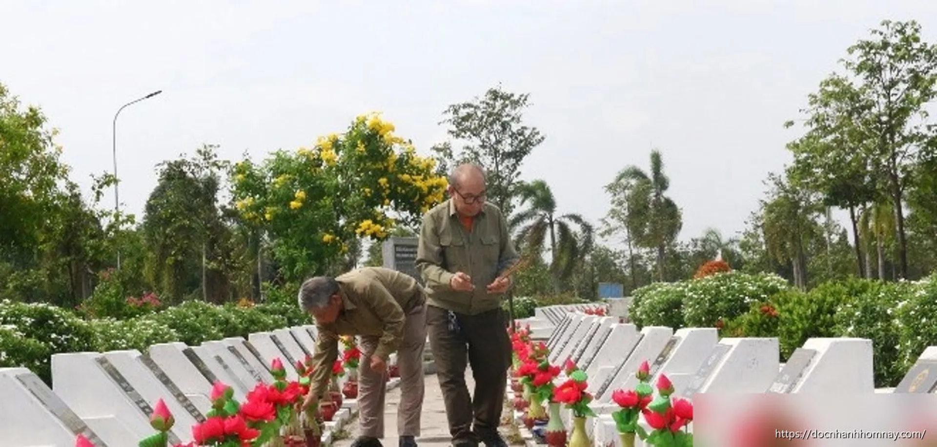 Tháng Bảy về, những ký ức chưa bao giờ khép lại