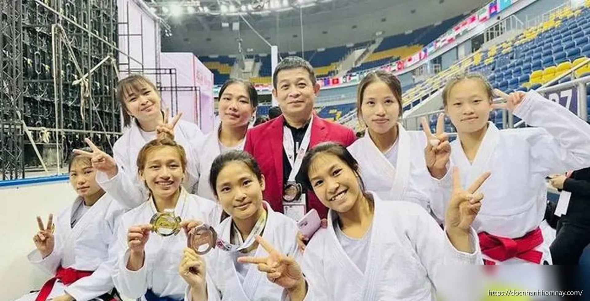 Võ sĩ jujitsu trẻ Việt Nam giành 8 HCV, giữ vững hạng 4 toàn đoàn châu Á