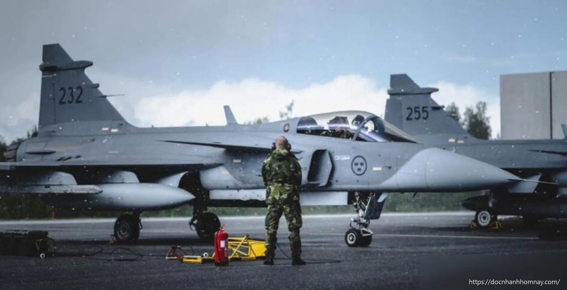 Ukraine ký thỏa thuận mua 16 tiêm kích Gripen, châu Âu trả tiền