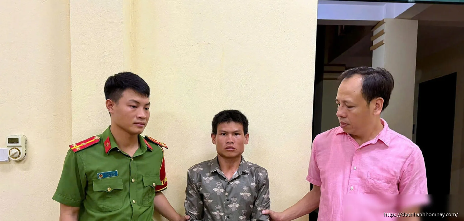 Bắt cóc bé gái 6 tuổi bán dưa ven đường: Tóm gọn nghi phạm sau 3 giờ