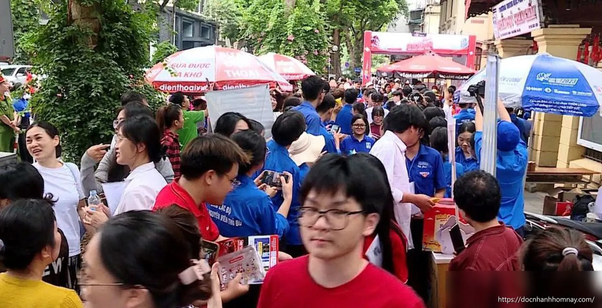 [Video] Ngày đầu tuyển sinh đại học 2026: Hơn 112 nghìn thí sinh đã đăng ký nguyện vọng