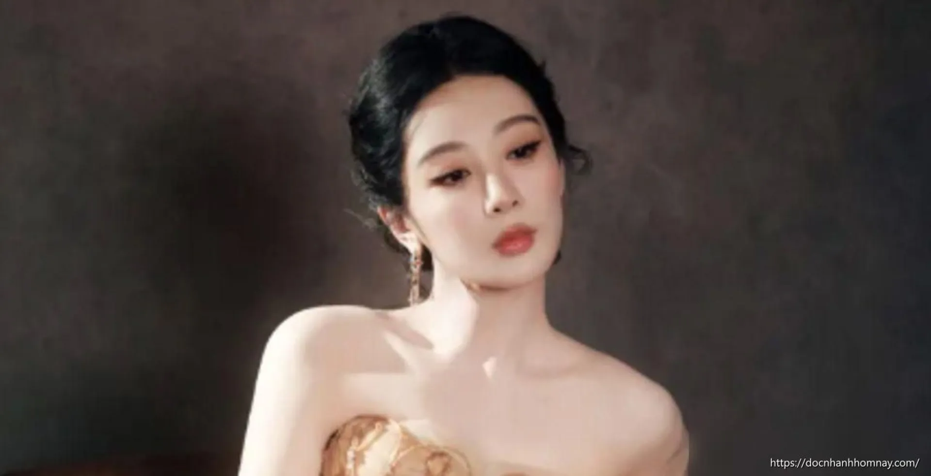 Dương Tử lộ diện cực sang chảnh sau khi thắng giải thưởng lớn