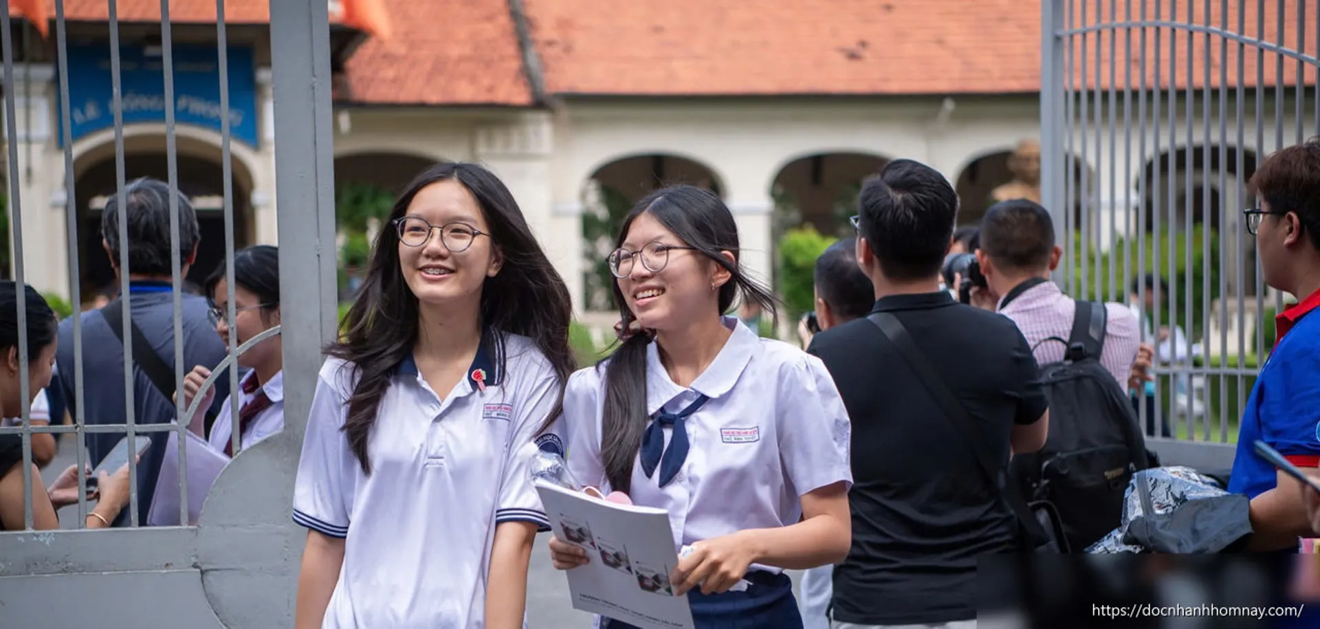 Phổ điểm thi tốt nghiệp THPT 2026: Môn nào cao nhất, thấp nhất?