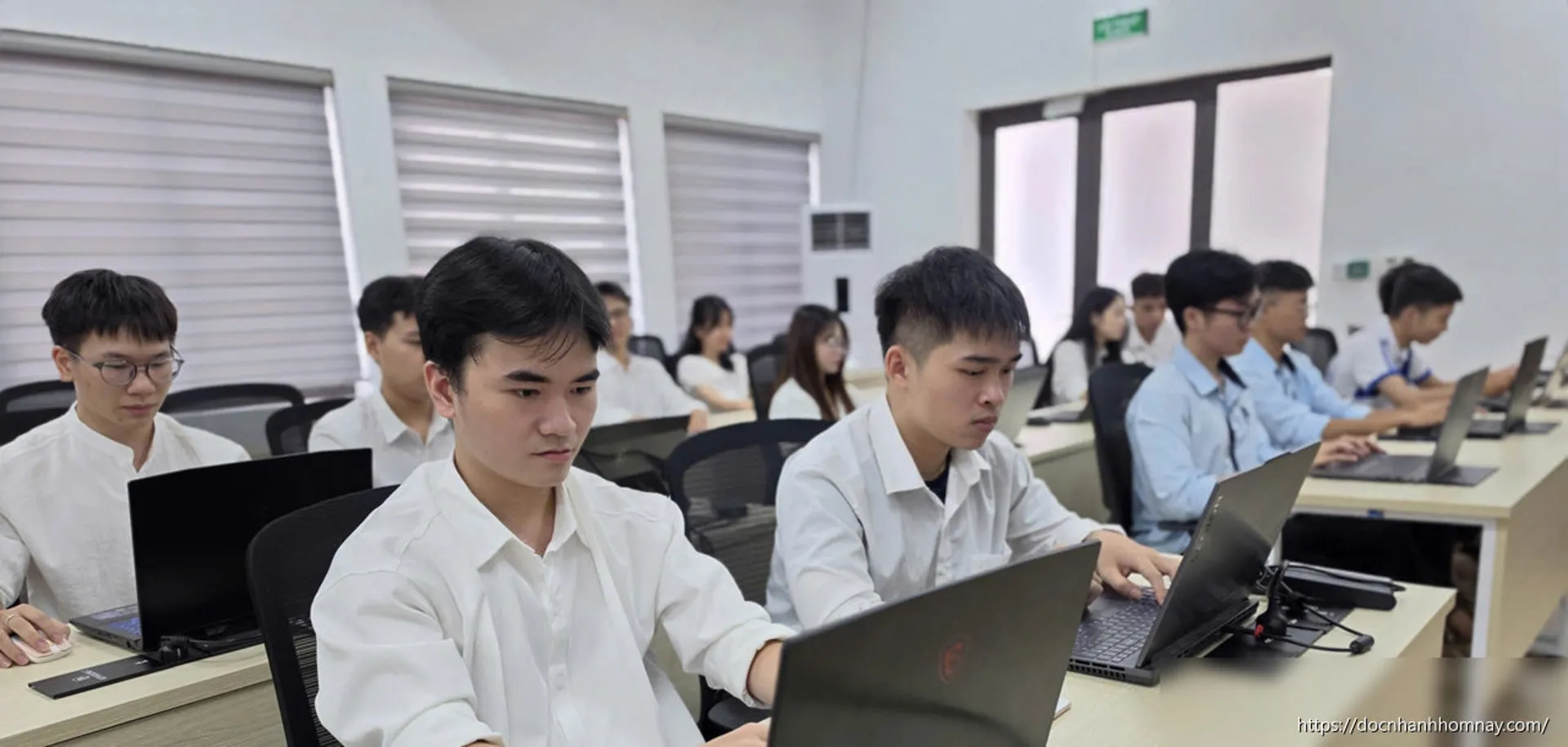 Từ Nghị quyết 57: Đại học lập 'đại bản doanh R&D' ngay trong nhà trường