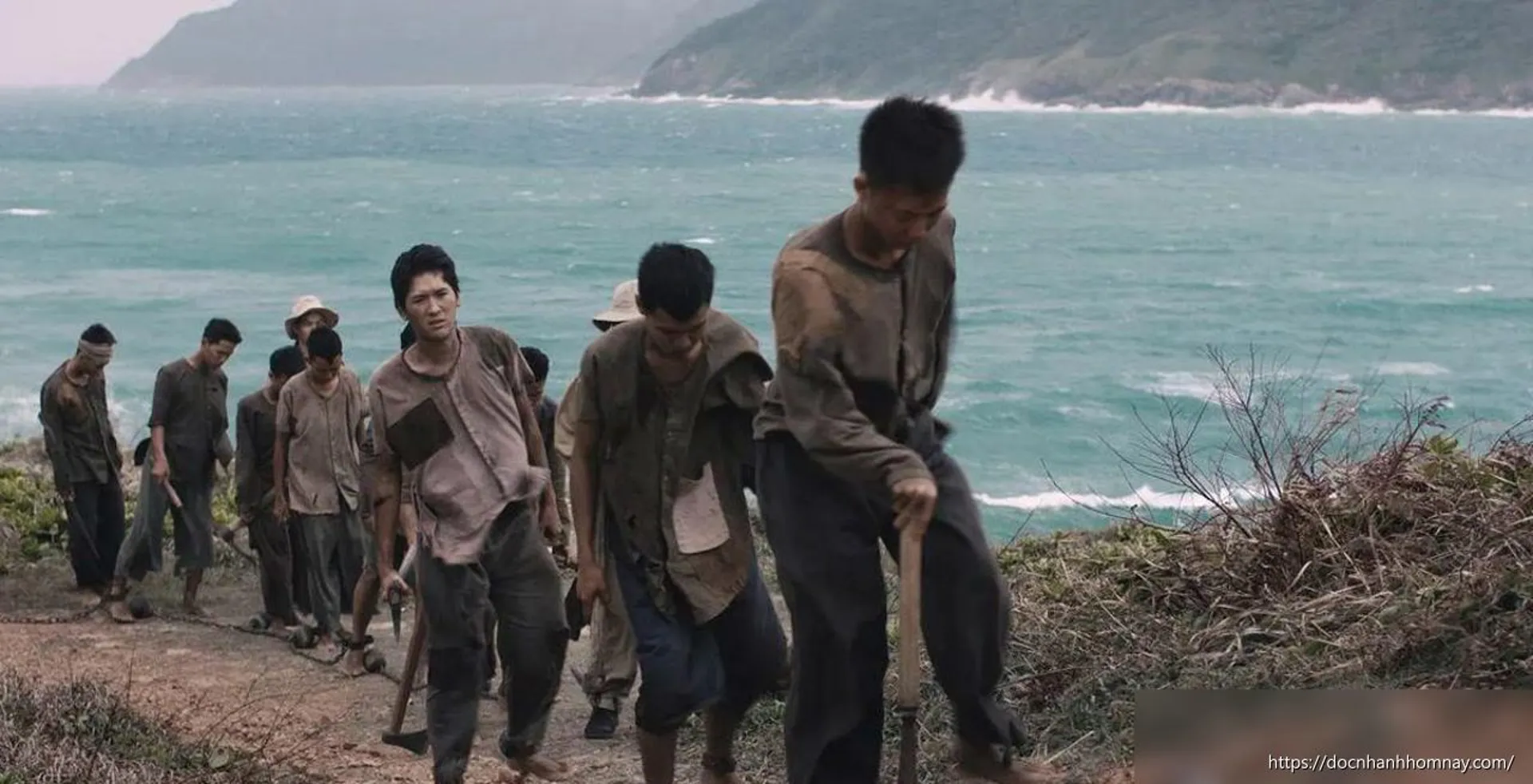 Mở lối đưa phim 'đặt hàng' đến công chúng