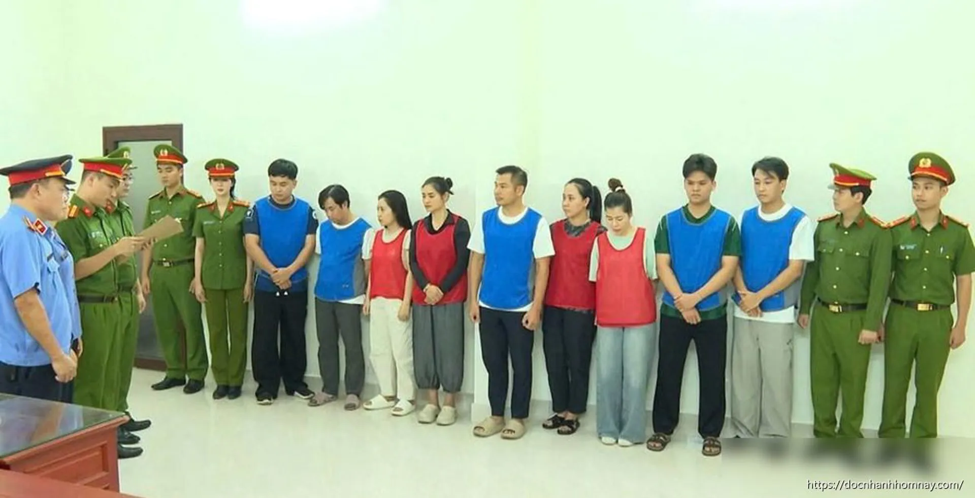 Triệt phá đường dây buôn lậu hơn 28.000 viên kim cương, doanh thu 280 tỉ đồng
