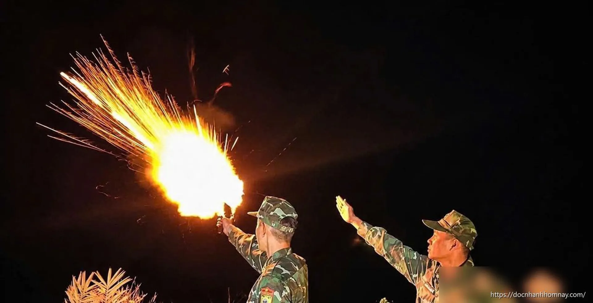 Hàng nghìn người từ đảo Cô Tô vào bờ tránh bão Maysak