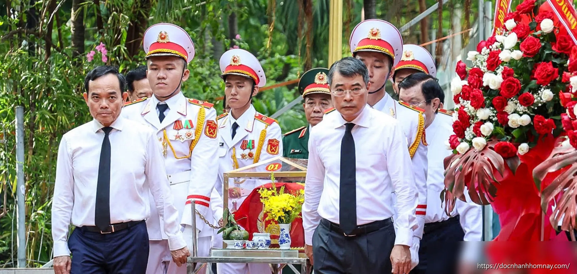 Thủ tướng: Bằng mọi giá, phải tìm kiếm, đưa các Anh hùng liệt sĩ về với gia đình