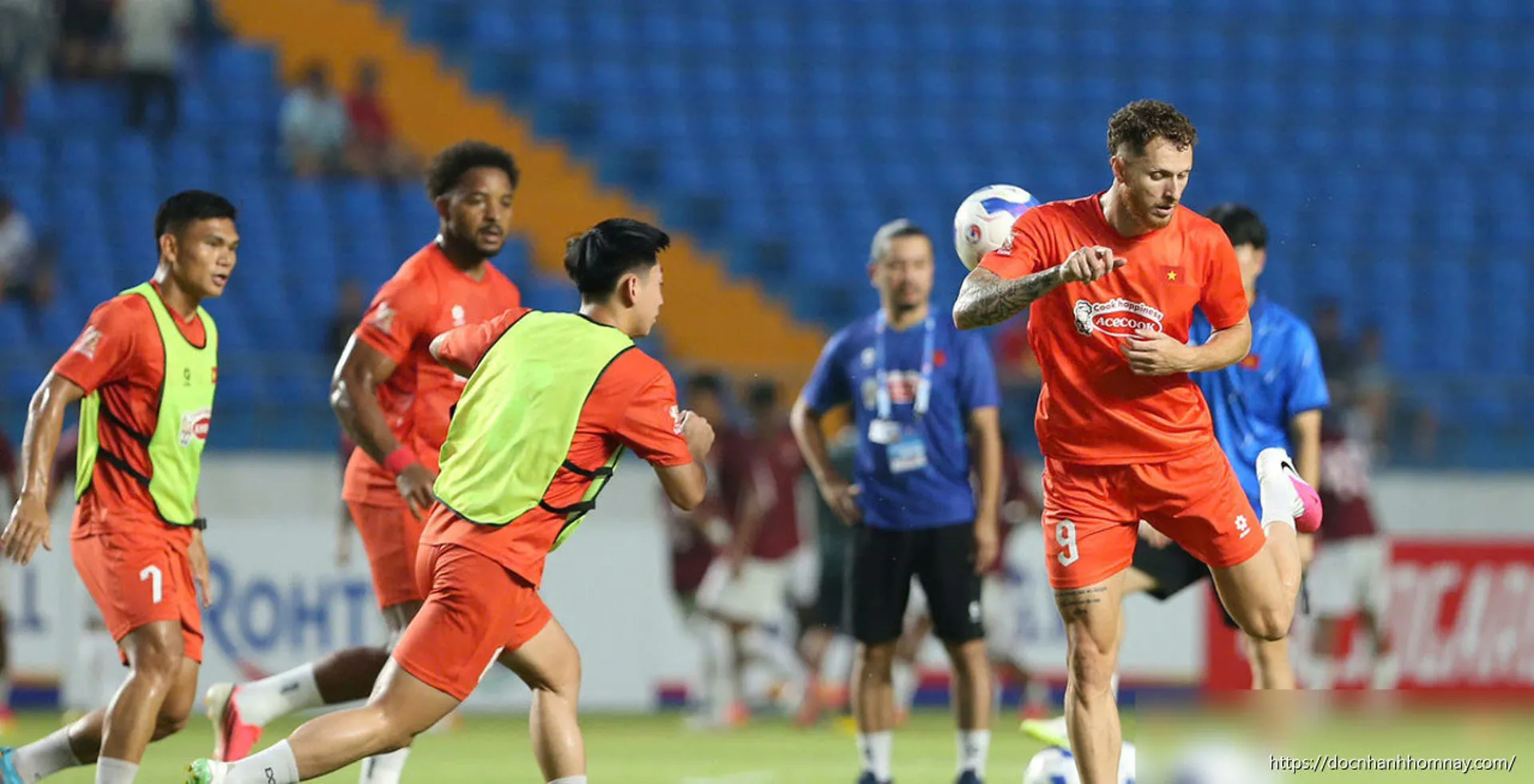 Việt Nam 0-0 Myanmar (H1): Tài Lộc và Lê Giang lần đầu đá chính