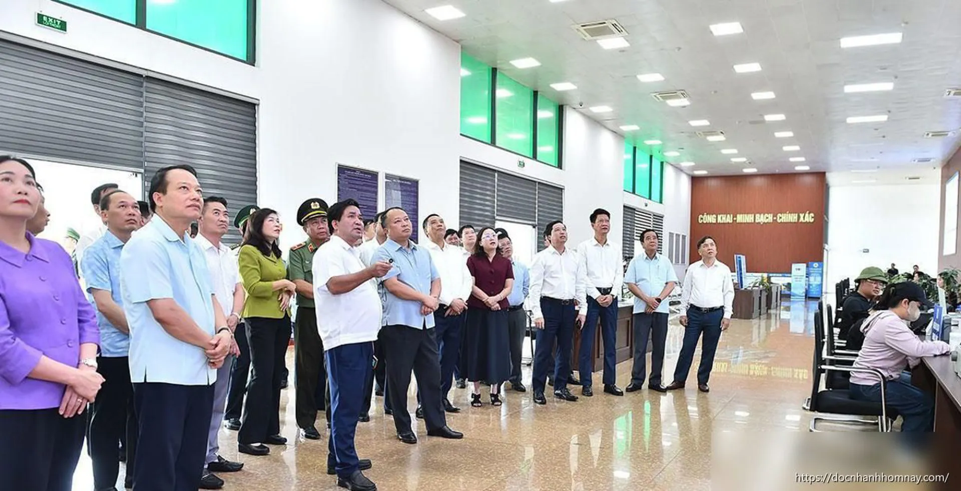 Tuyên Quang học hỏi mô hình cửa khẩu số và bệnh viện thông minh tại Lào Cai