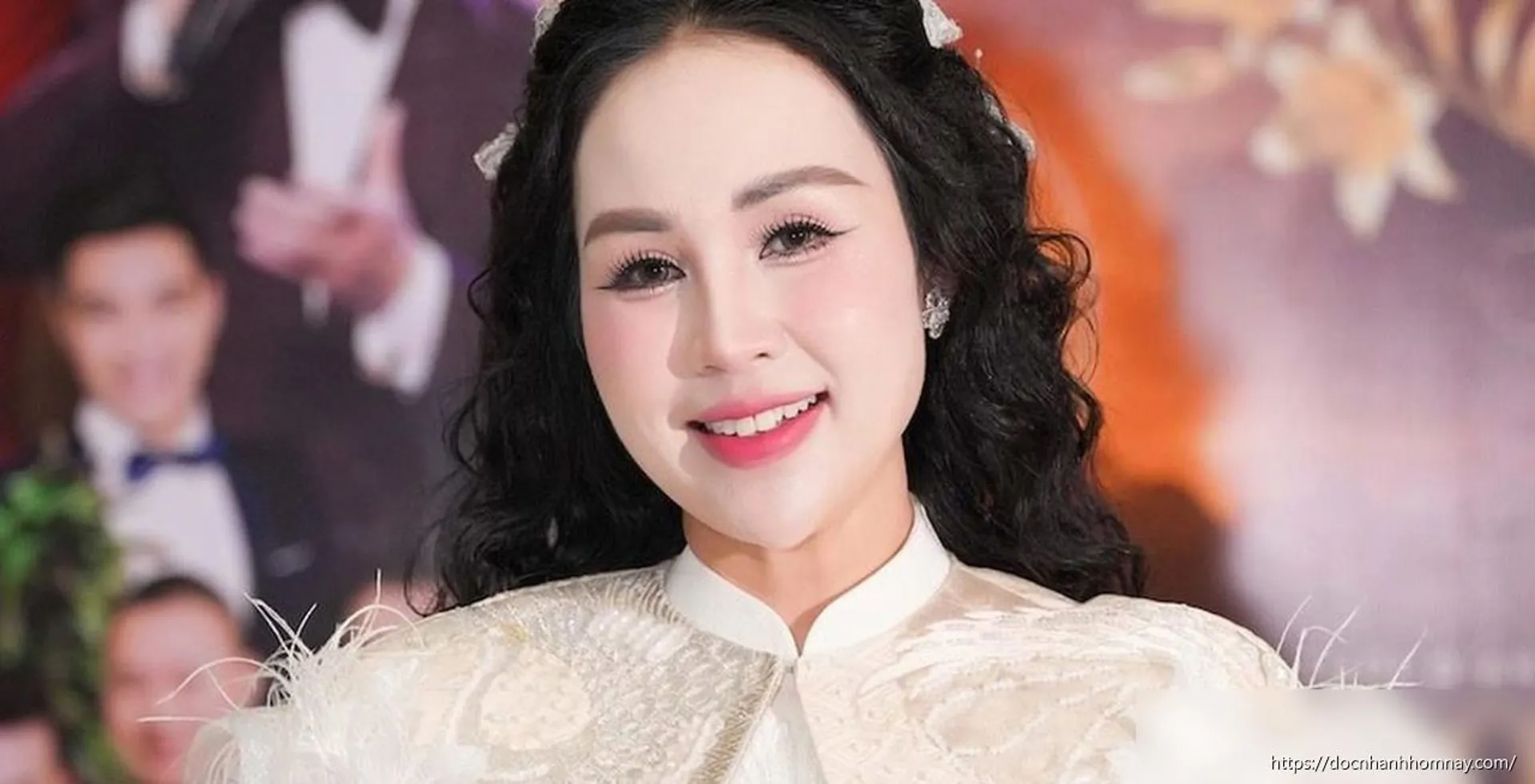 Nữ Tiến sĩ quê Nghệ An gây chú ý với dấu mốc 20 năm ca hát, tiết lộ người đặc biệt ủng hộ cả vật chất và tinh thần