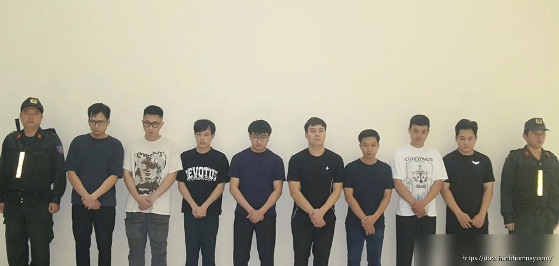 12 người lừa đảo 900 tỷ đồng bằng 'hợp đồng kỳ nghỉ' tại Holidays Việt Nam