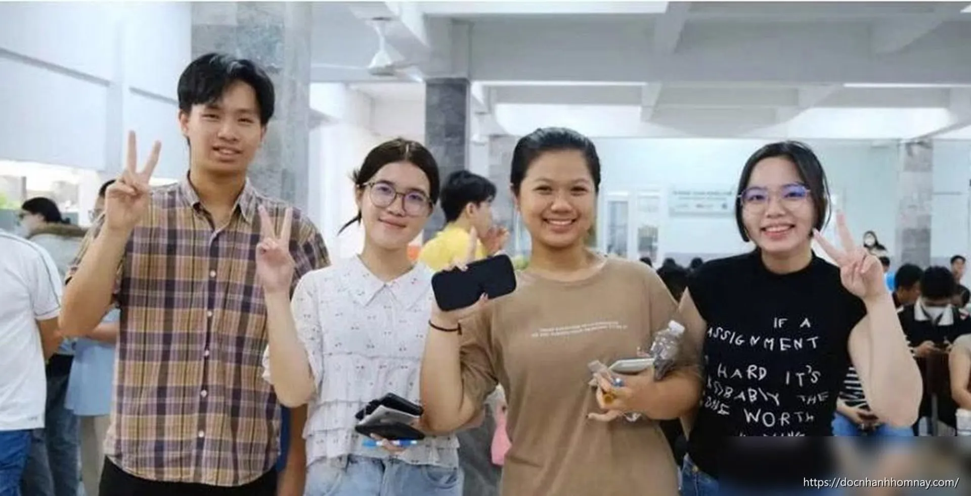 Hướng dẫn quy đổi điểm V-SAT và điểm thi tốt nghiệp THPT năm 2026
