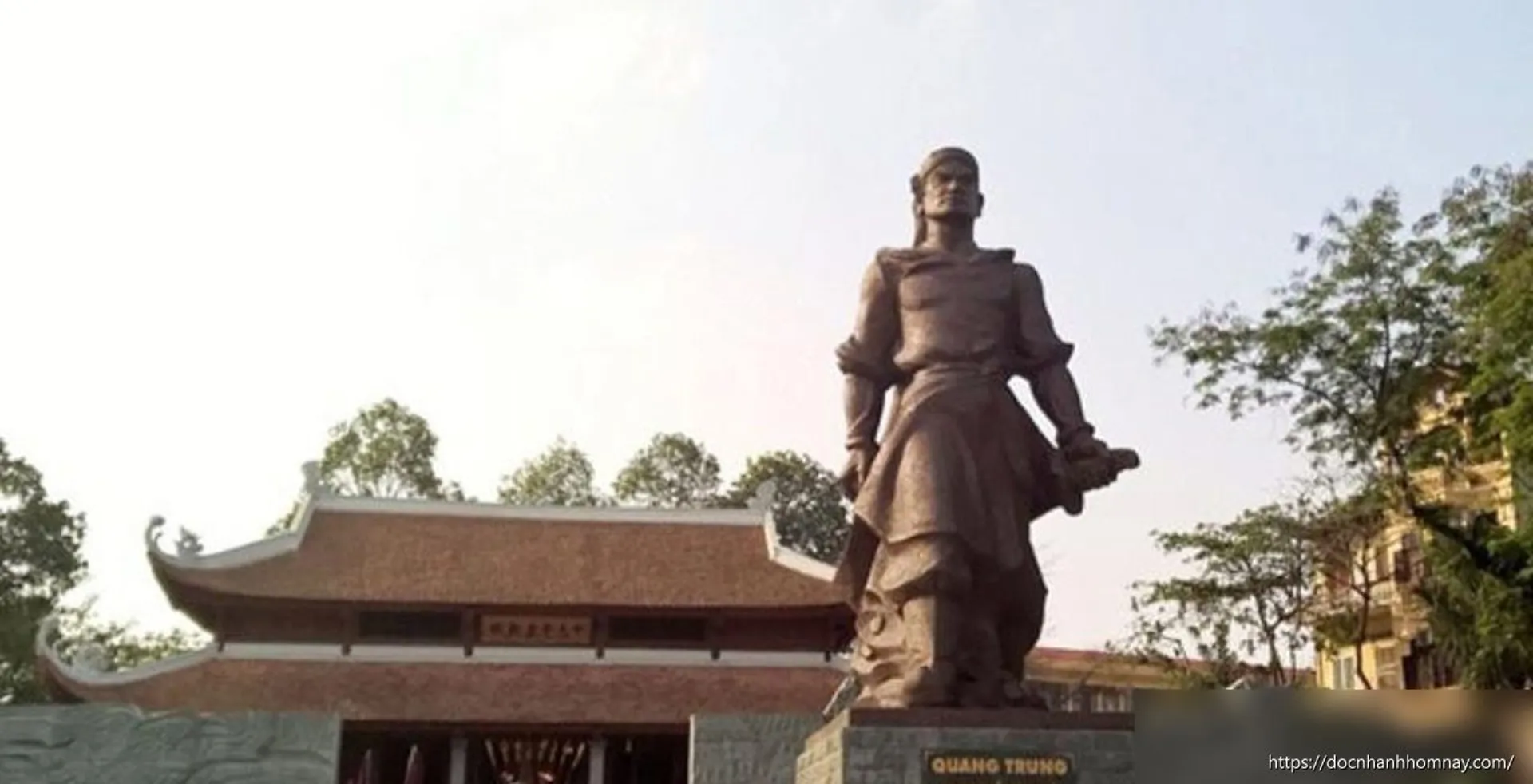 Hoàng đế Quang Trung với đạo Phật: Tư duy biện chứng của một nhà cải cách