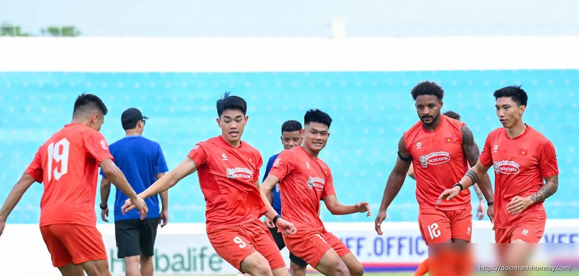 HLV Kim Sang Sik và hai mục tiêu trước trận gặp Myanmar