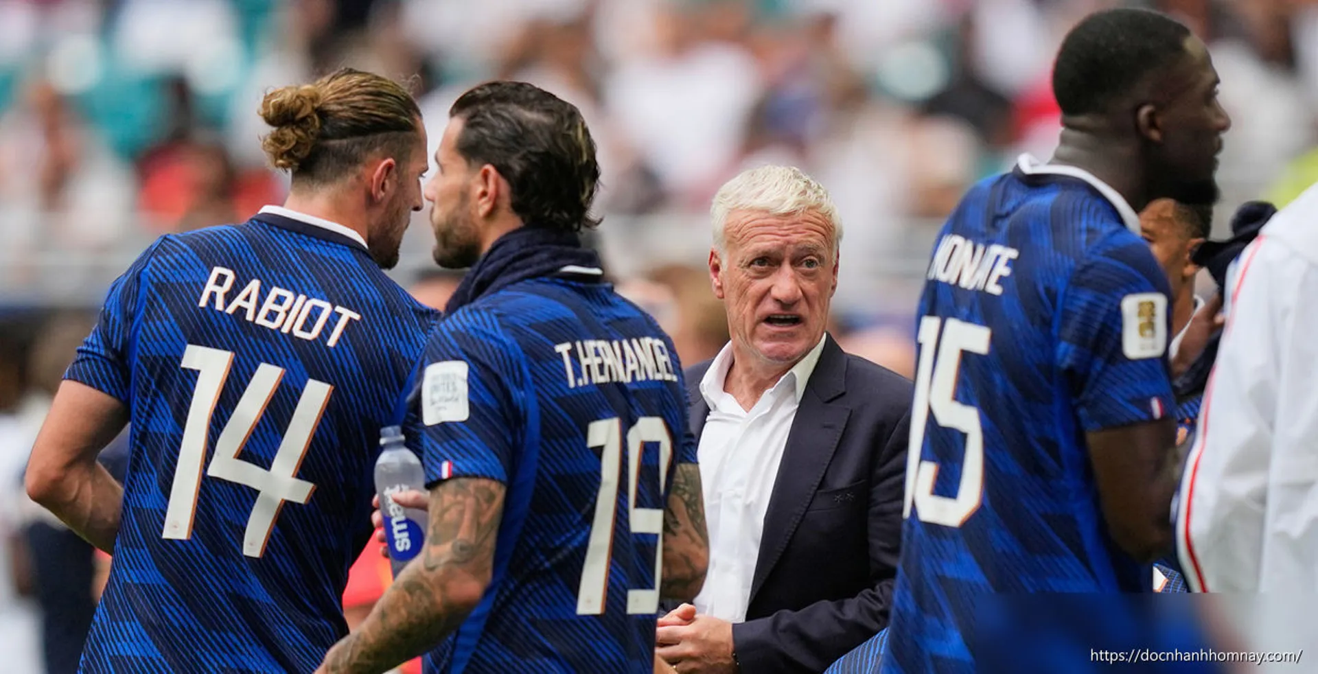Deschamps: 'Trận thua Tây Ban Nha vẫn ám ảnh Pháp'