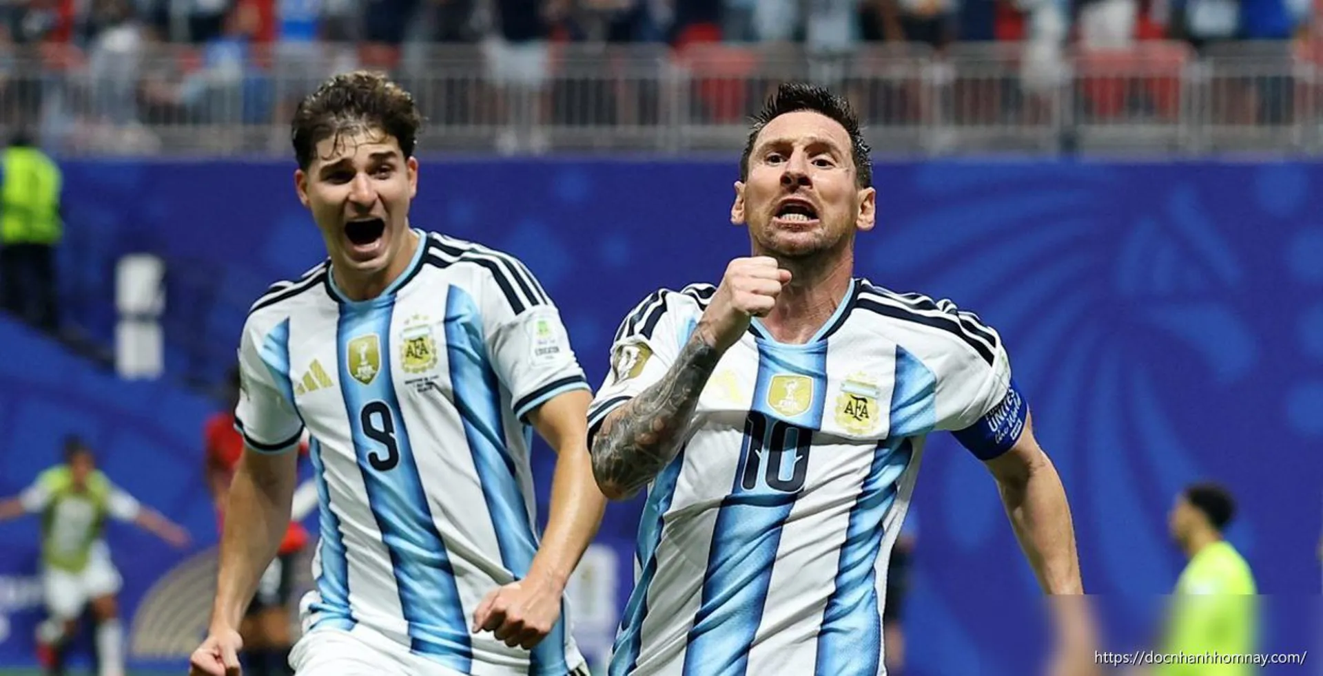 Messi và màn chuộc lỗi không tưởng