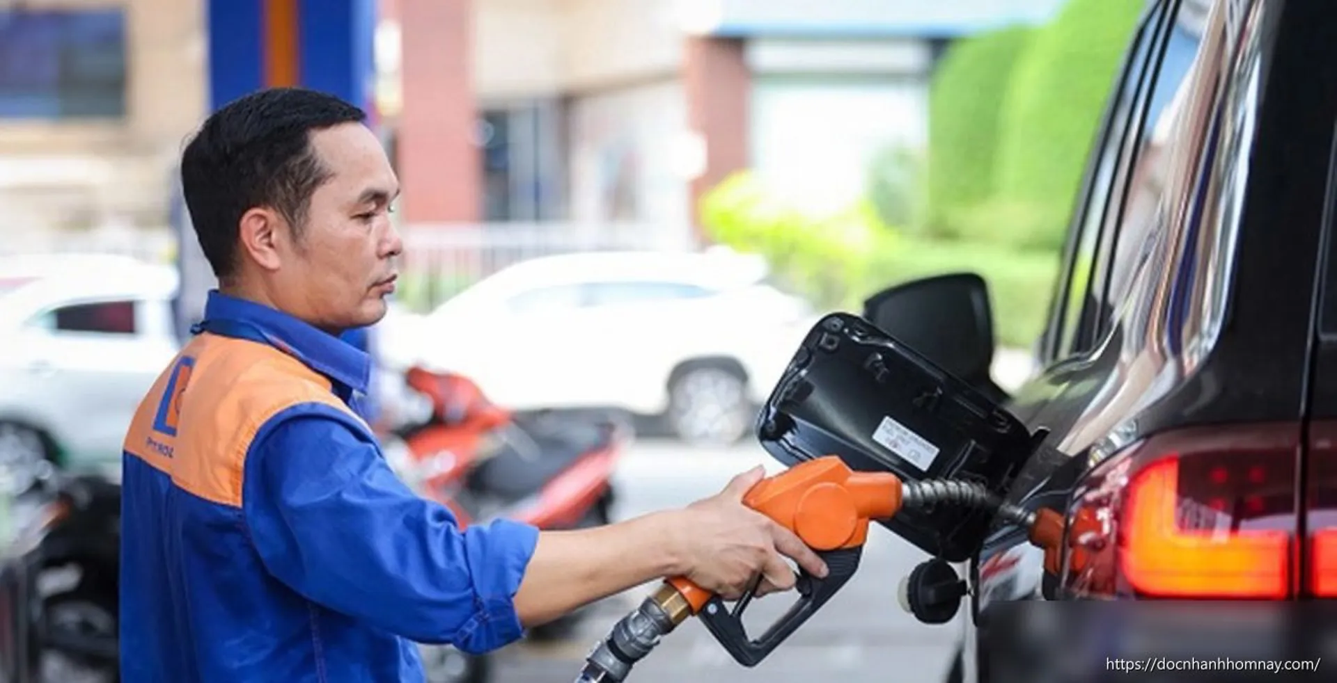 Kéo dài ưu đãi thuế xăng dầu đến 30-9-2026: Giảm áp lực giá xăng