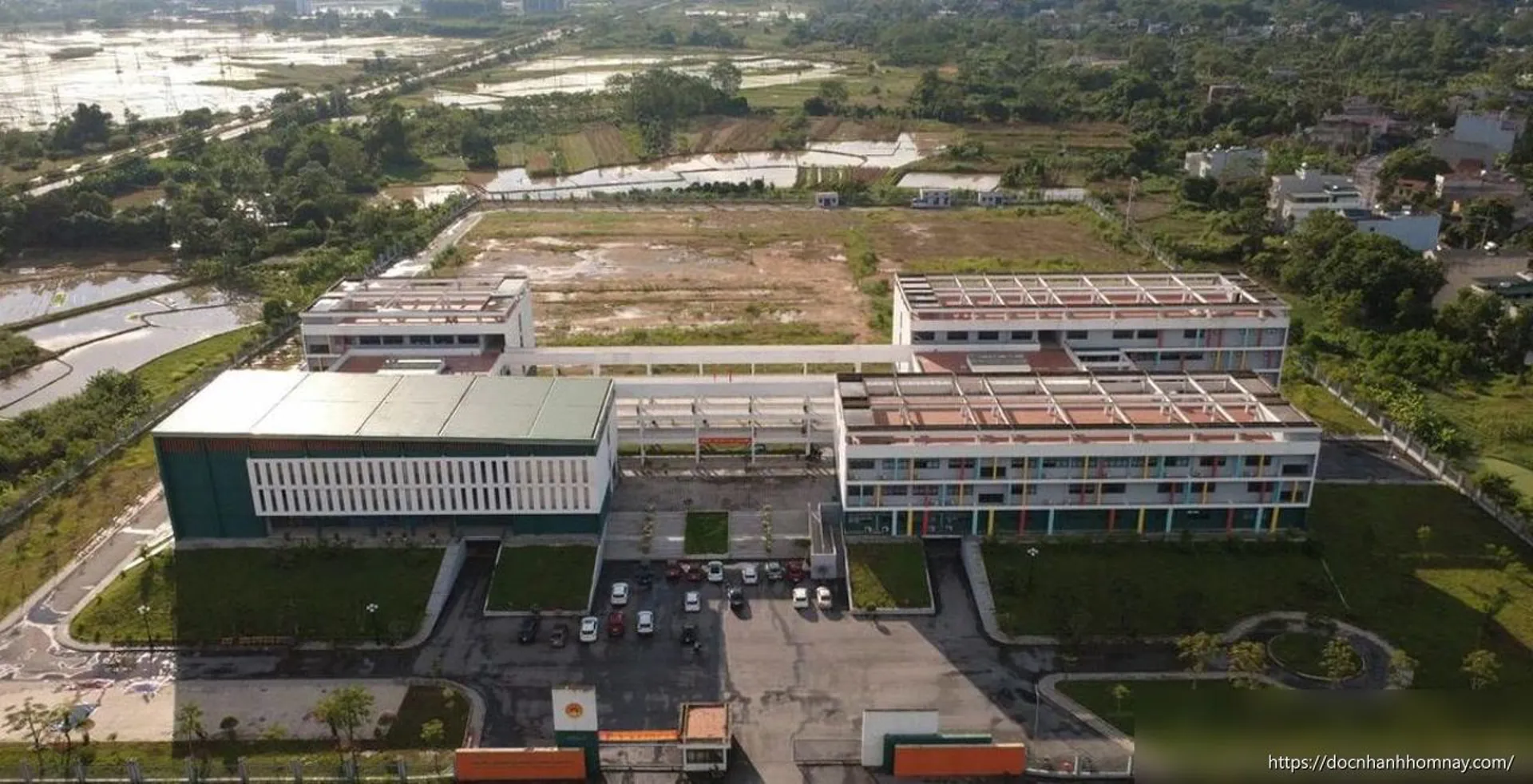 Lùm xùm điểm 10 môn Toán tại Trường THPT chuyên Tuyên Quang: Người dân nói gì?
