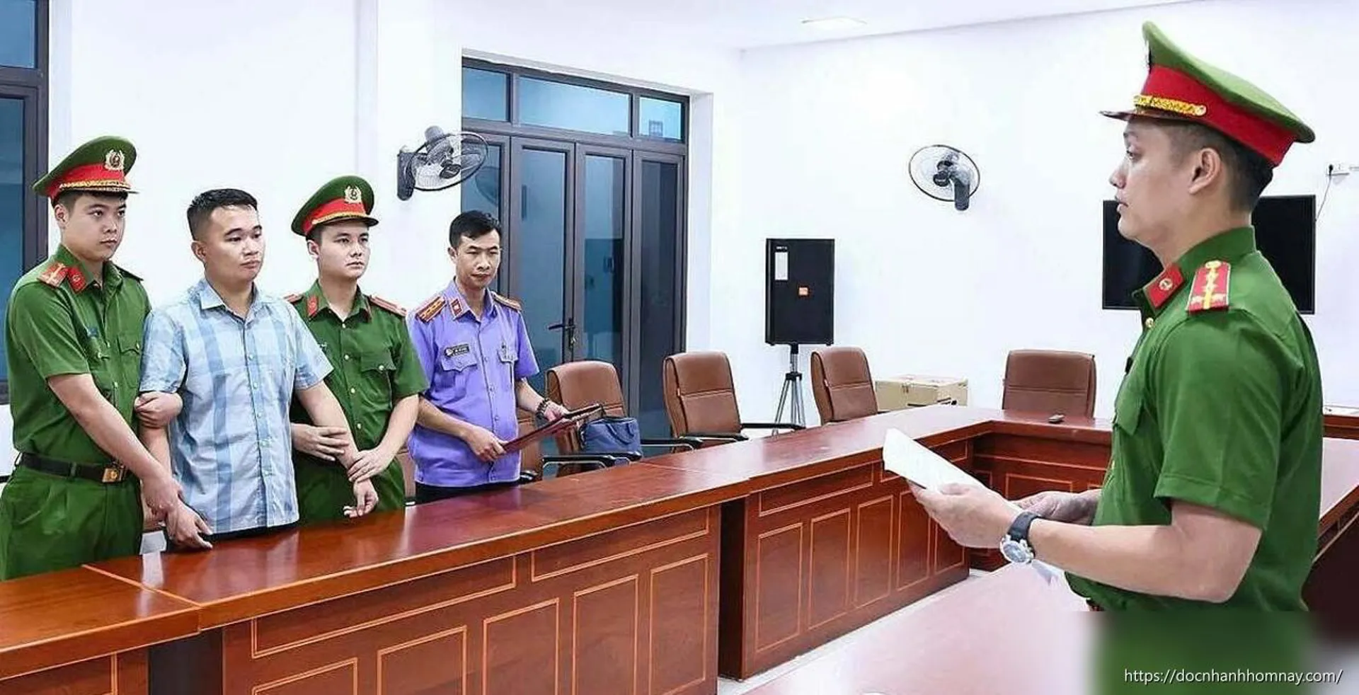 Thầy giáo trong vụ điểm Toán trường chuyên Tuyên Quang bất thường bị khởi tố