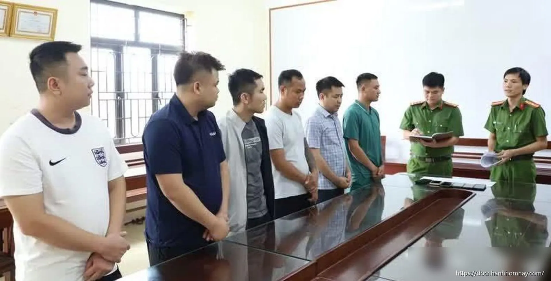 Triệt phá đường dây cá độ bóng đá giao dịch hơn 900 tỷ đồng